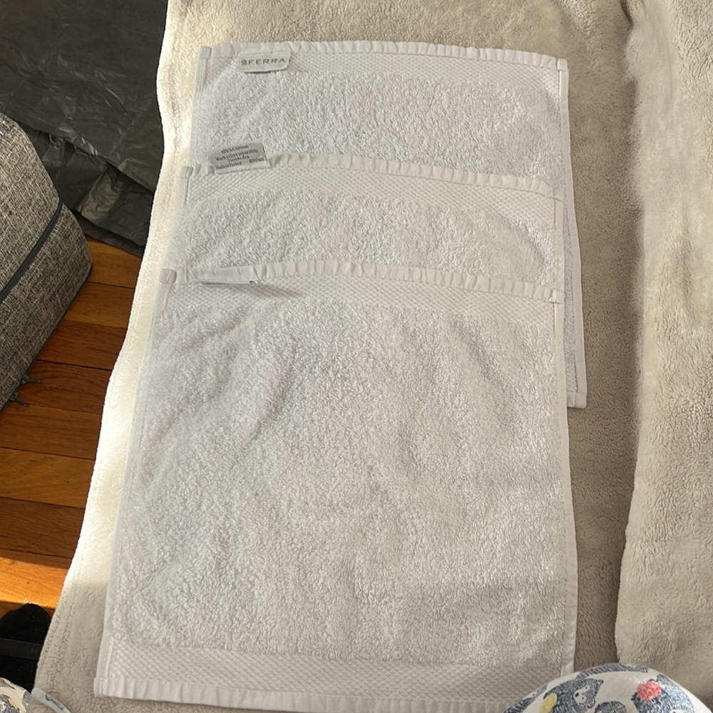 SFERRA 3 Wash Cloth - Picture 4 of 5